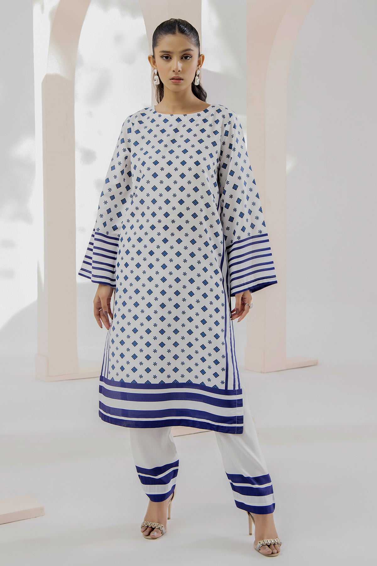 2 Piece Lawn Suit-Printed (Pret)