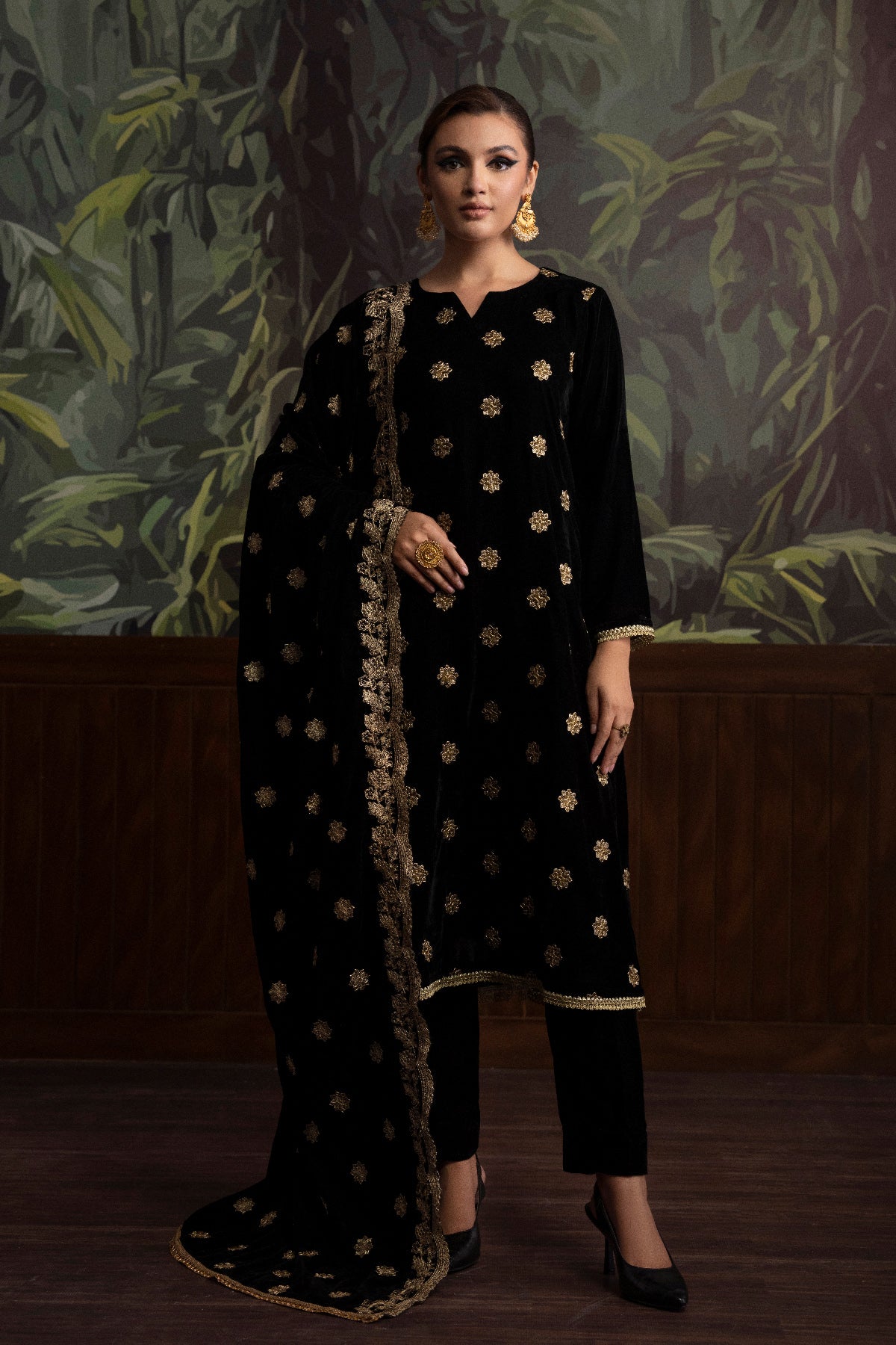 3 Piece - Embroidered Velvet Suit