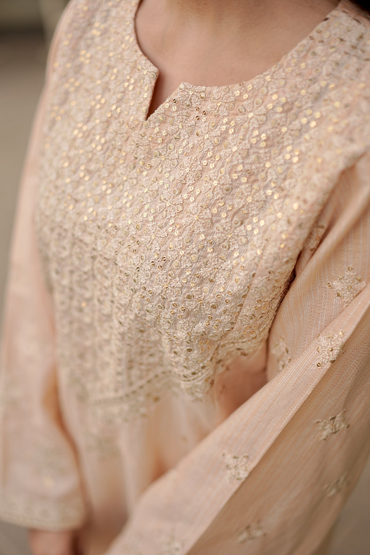 2Pc - Embroidered Zarri Lawn Dress