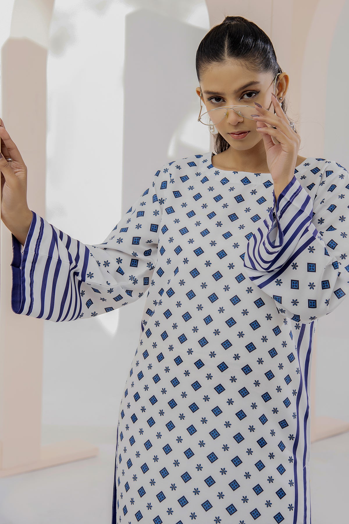 2 Piece Lawn Suit-Printed (Pret)