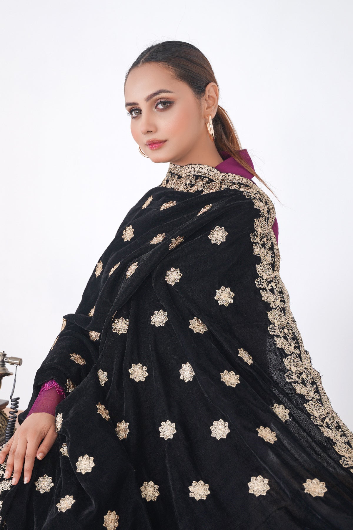 Premium Velvet Shawl