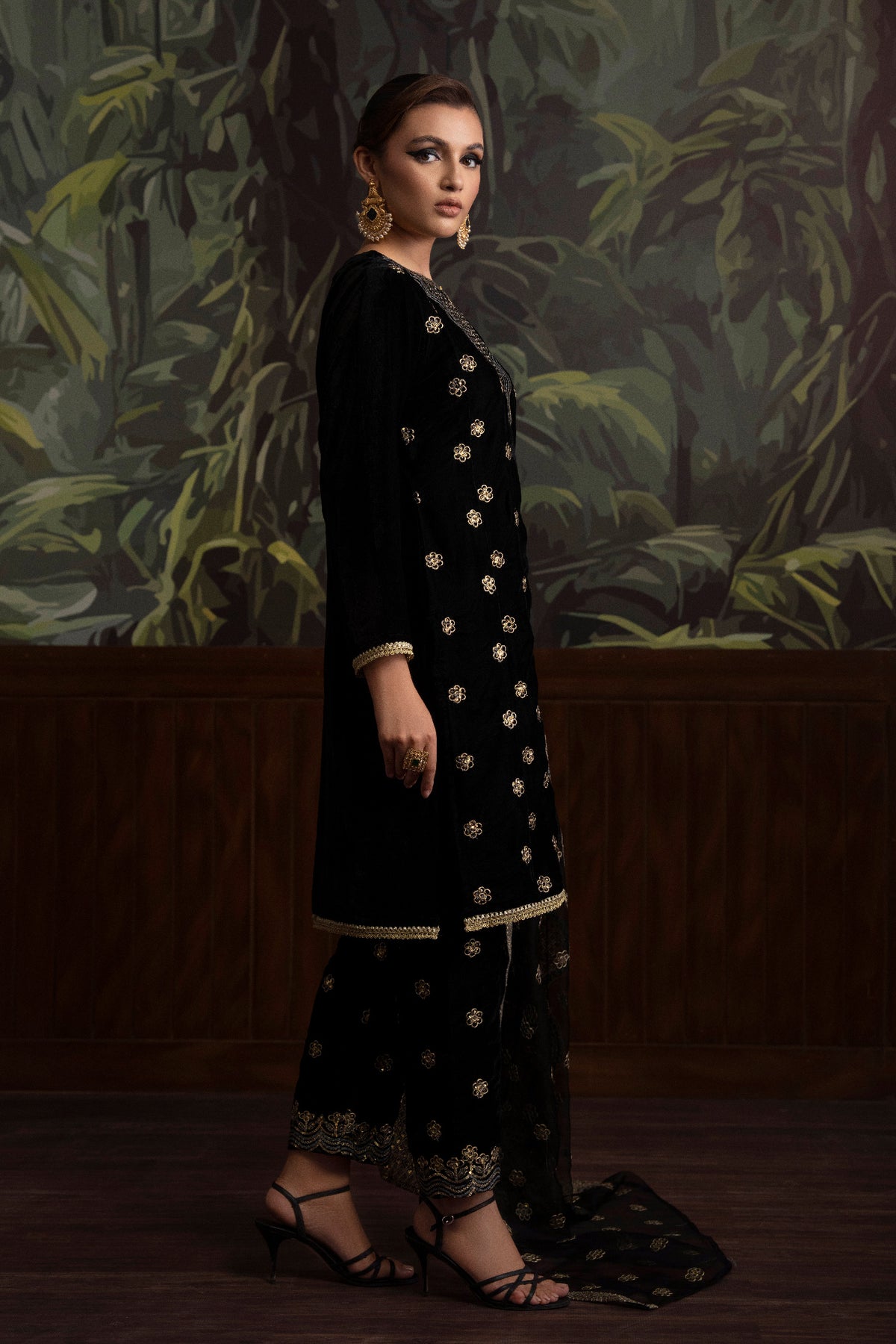 3 Piece - Embroidered Velvet Suit