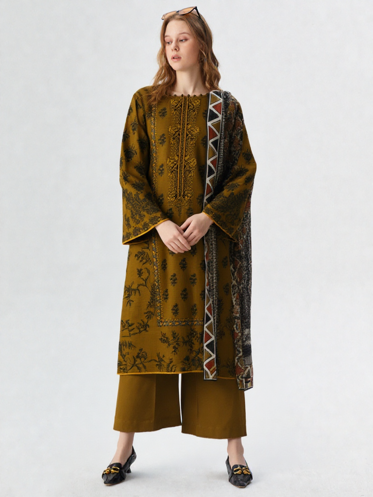 3 Piece Khaddar Suit-Printed