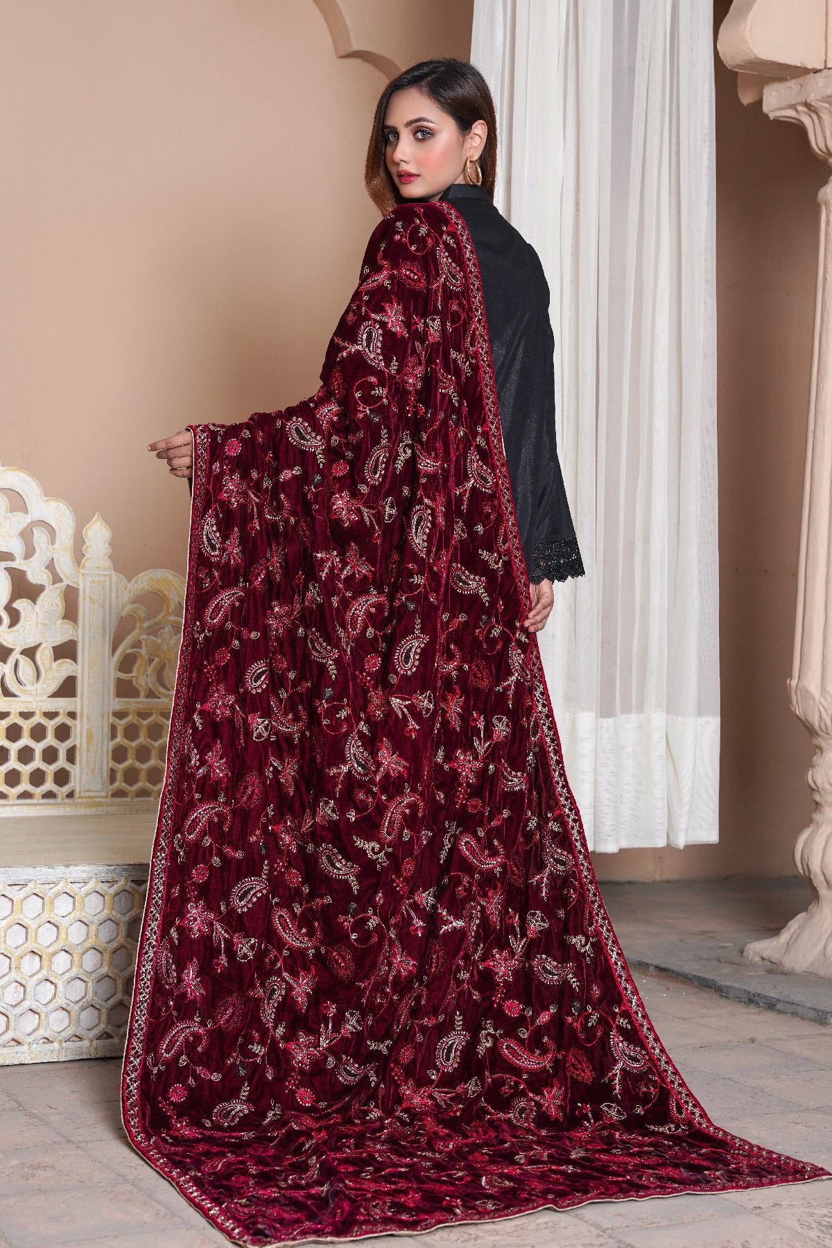 Premium Velvet Shawl