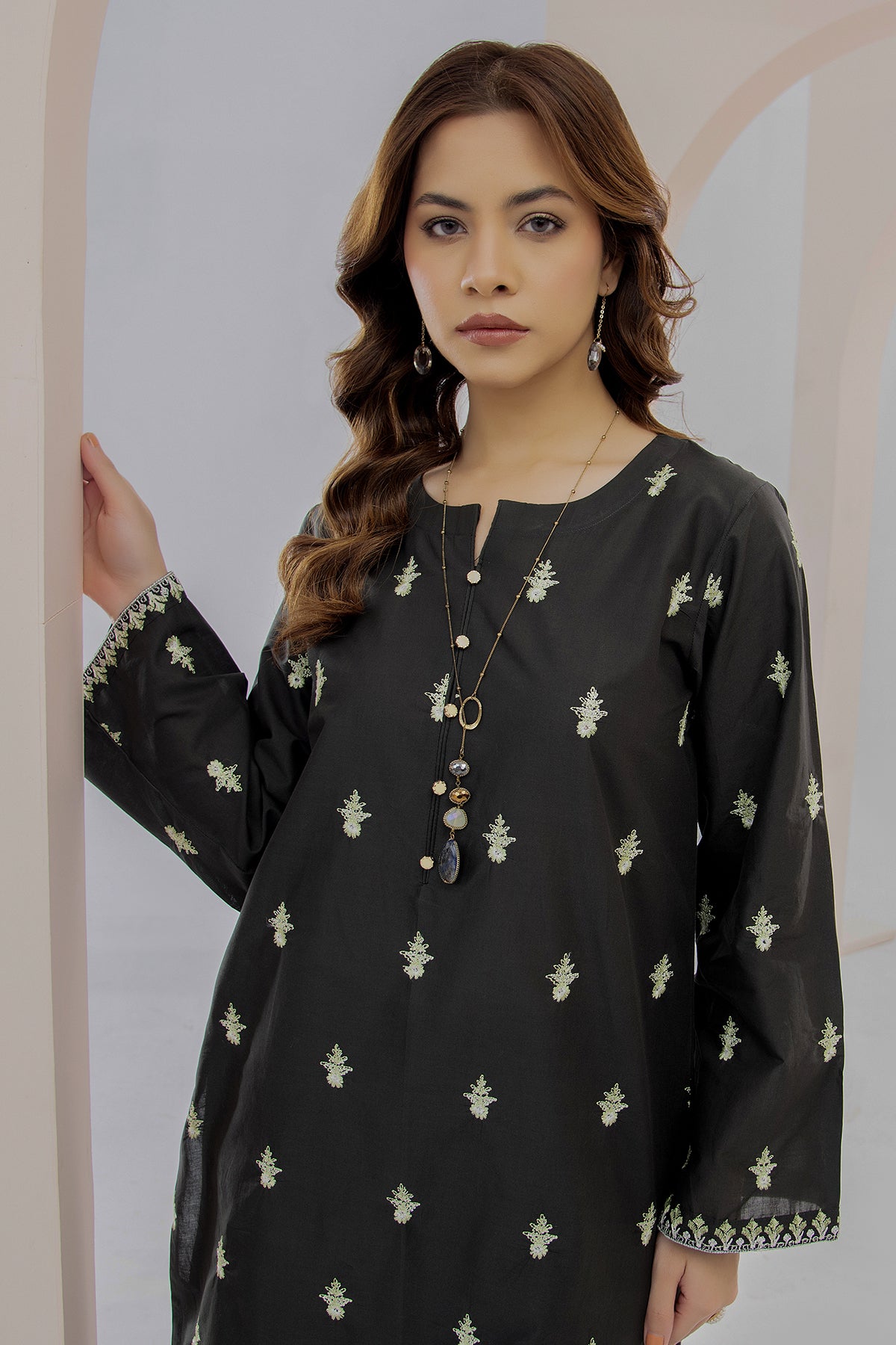 2 Piece Cotton Suit-Embroidered (Pret)
