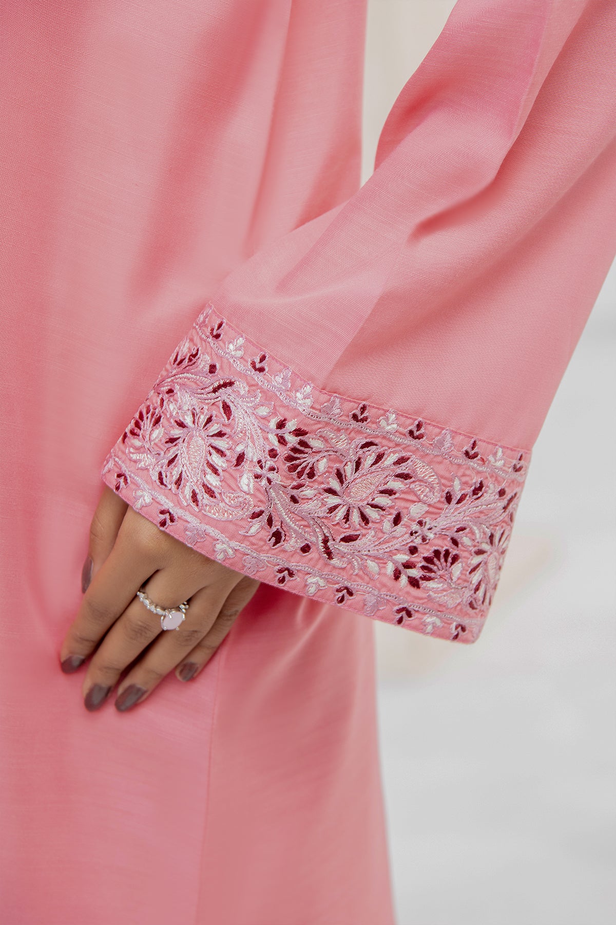 2 Piece Raw Silk Suit-Embroidered (Pret)