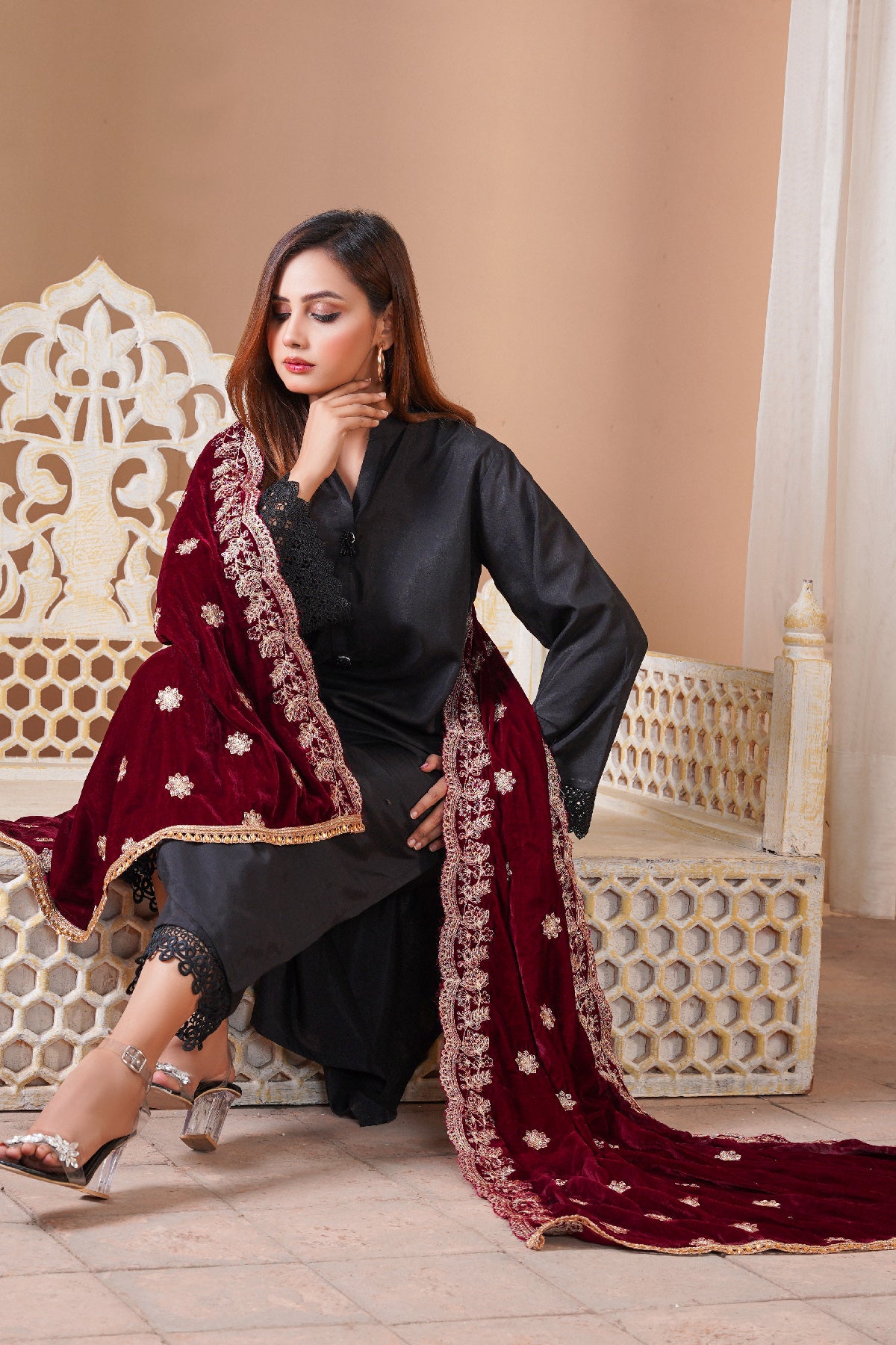 Premium Velvet Shawl