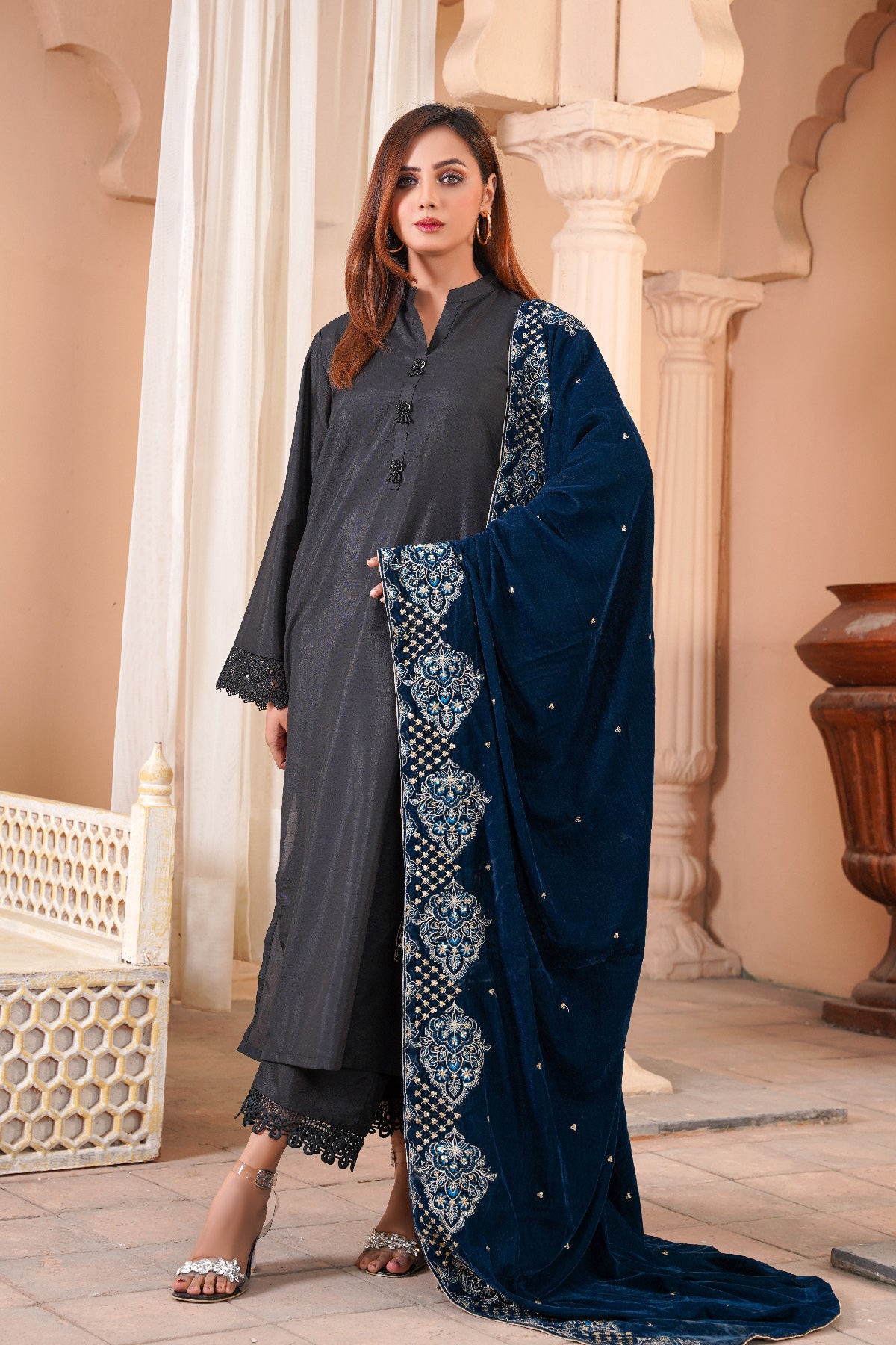 Premium Velvet Shawl