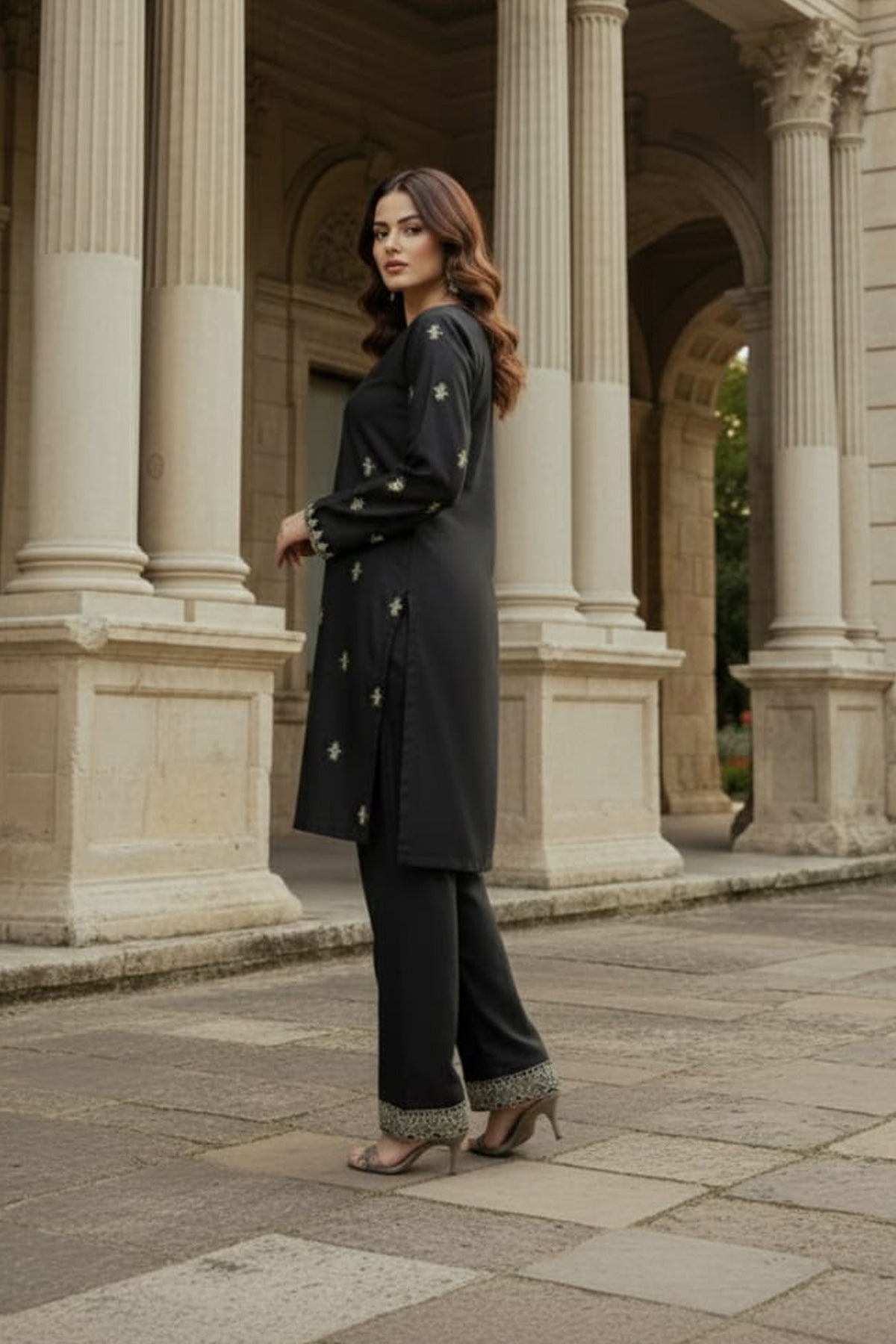 2 Piece Cotton Suit-Embroidered (Pret)