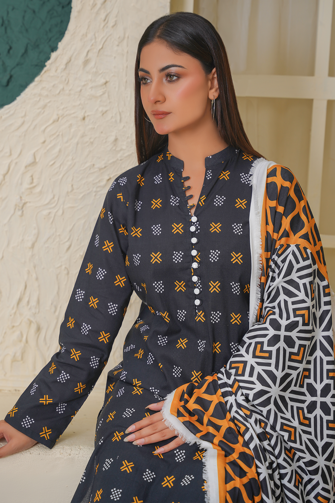 3 Piece Khaddar Suit-Printed